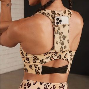 BNWT Fabletics On The Go Medium Hold Sports Bra - Leopard
